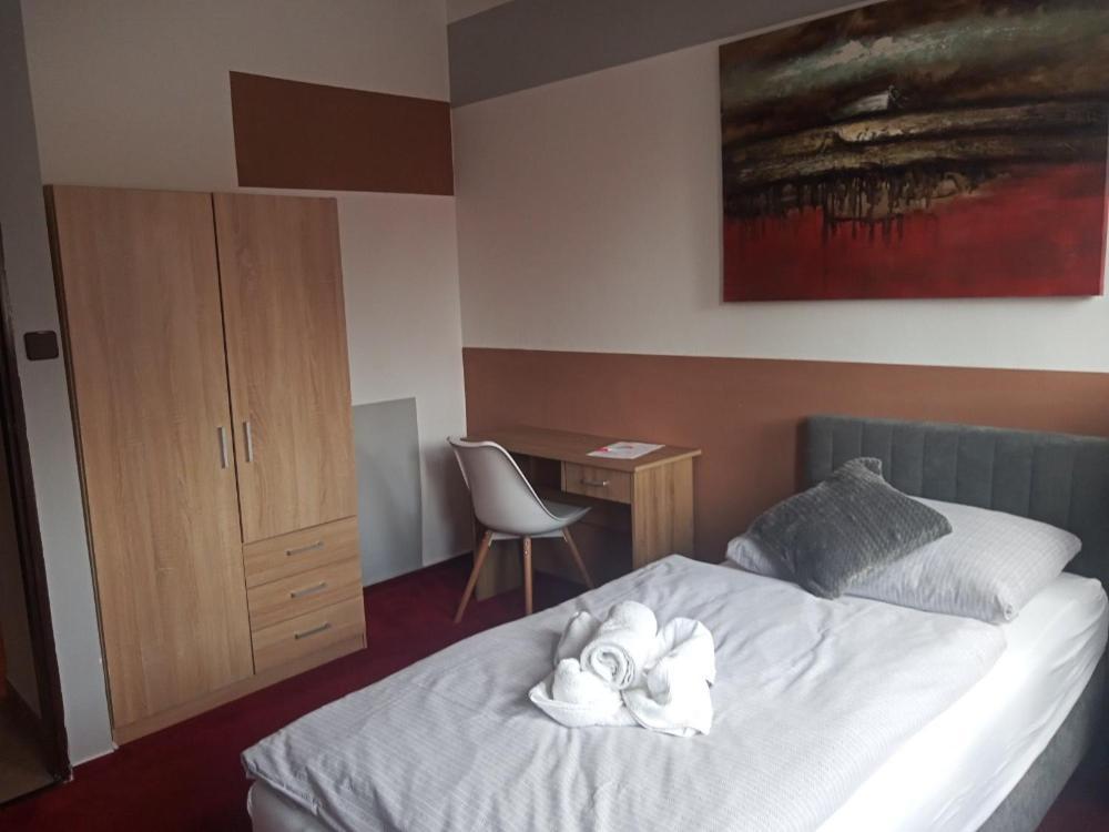 Waldhof Otel Jirikov  Dış mekan fotoğraf