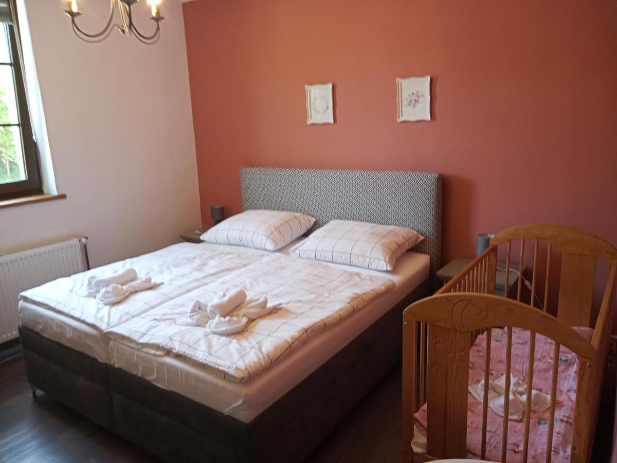 Waldhof Otel Jirikov  Dış mekan fotoğraf
