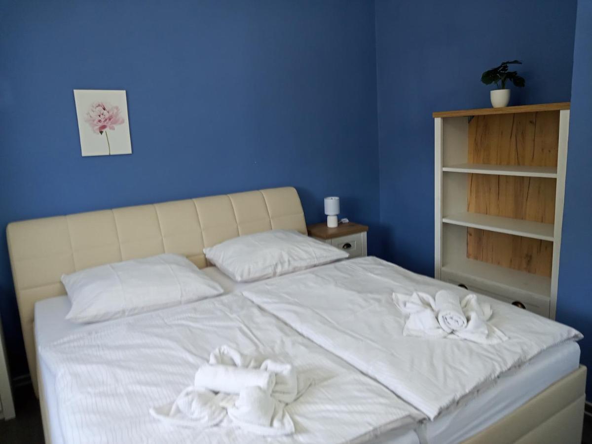 Waldhof Otel Jirikov  Dış mekan fotoğraf